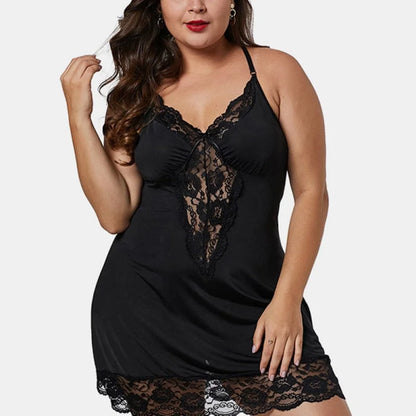 Chemise de nuit avec insert en dentelle en grande taille - noir / xs