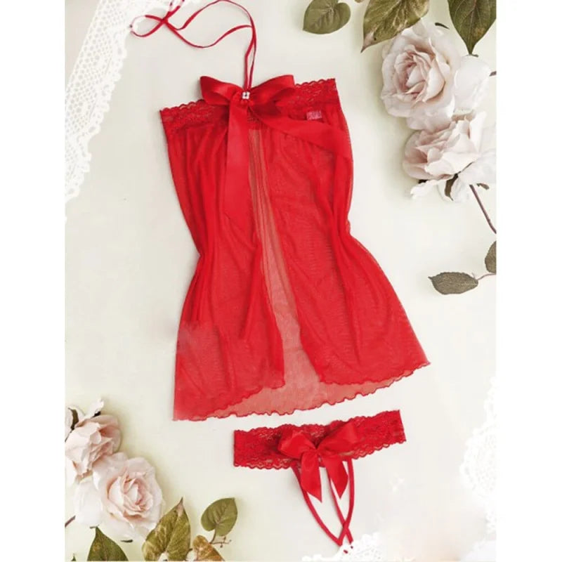 Chemise de nuit avec une fente - rouge / universel