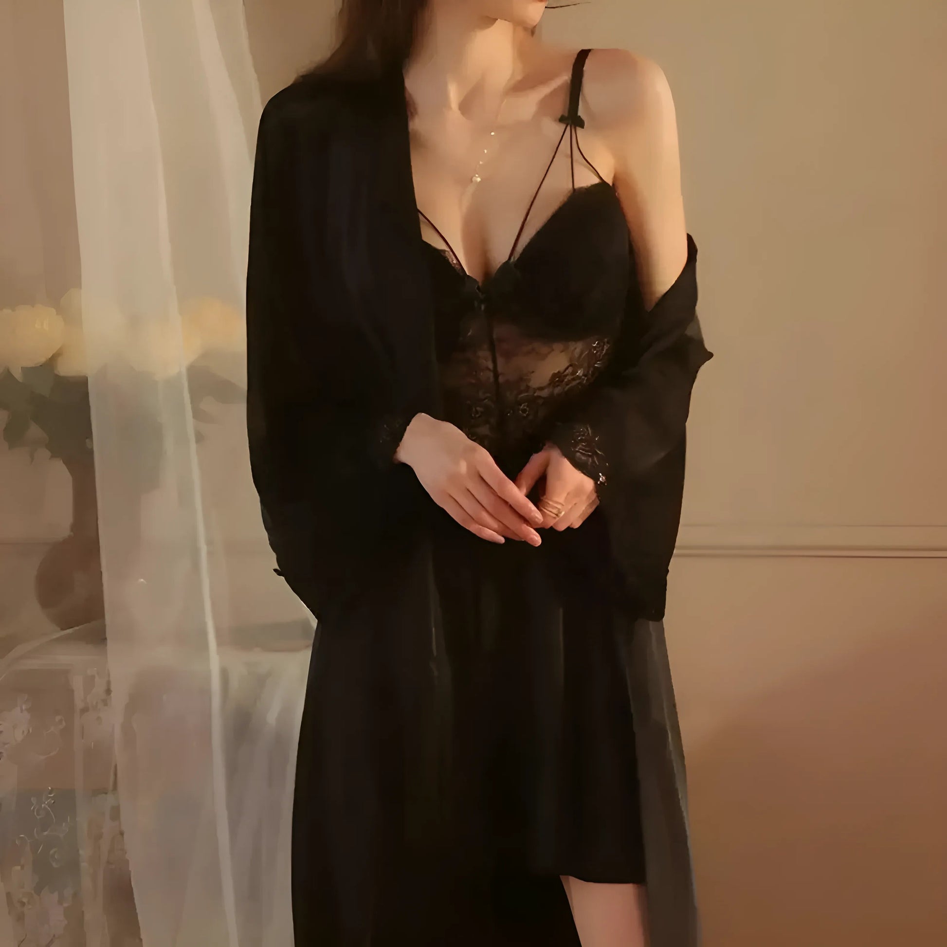  Ensemble de chemise de nuit avec dentelle et peignoir