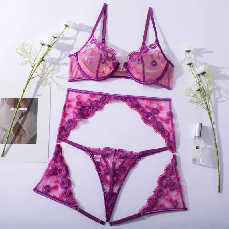 Ensemble de lingerie 3 pièces avec dentelle florale