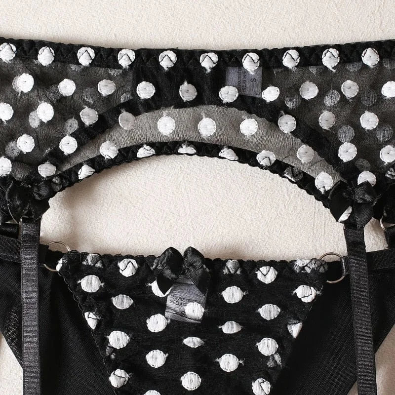 Ensemble de lingerie à pois en quatre pièces