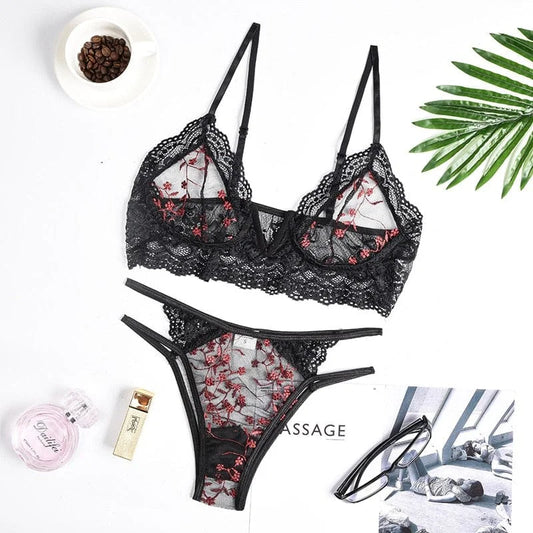 Ensemble de lingerie avec des bretelles décoratives - noir / s