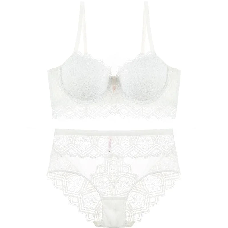 Ensemble de lingerie avec de la dentelle décorative - blanc / 85a