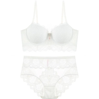 Ensemble de lingerie avec de la dentelle décorative - blanc / 85a