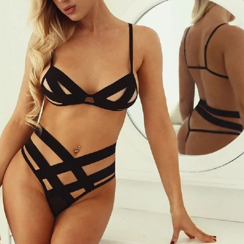 Ensemble de lingerie avec sangles