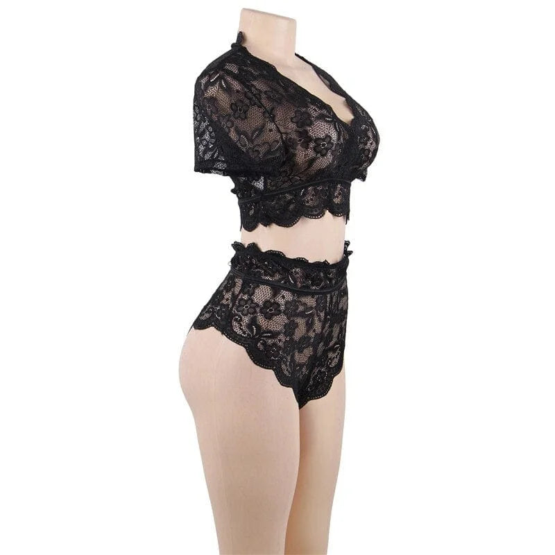 Ensemble de lingerie en dentelle avec des épaules couvertes en grandes tailles