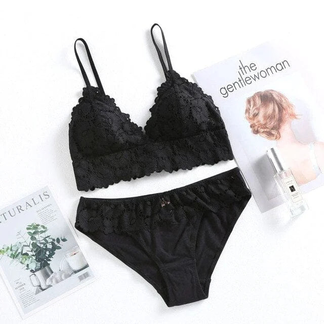 Ensemble de lingerie en dentelle avec des fleurs - noir / s