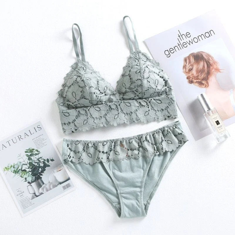 Ensemble de lingerie en dentelle avec des fleurs - vert / s