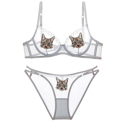 Ensemble de lingerie transparente avec des chats