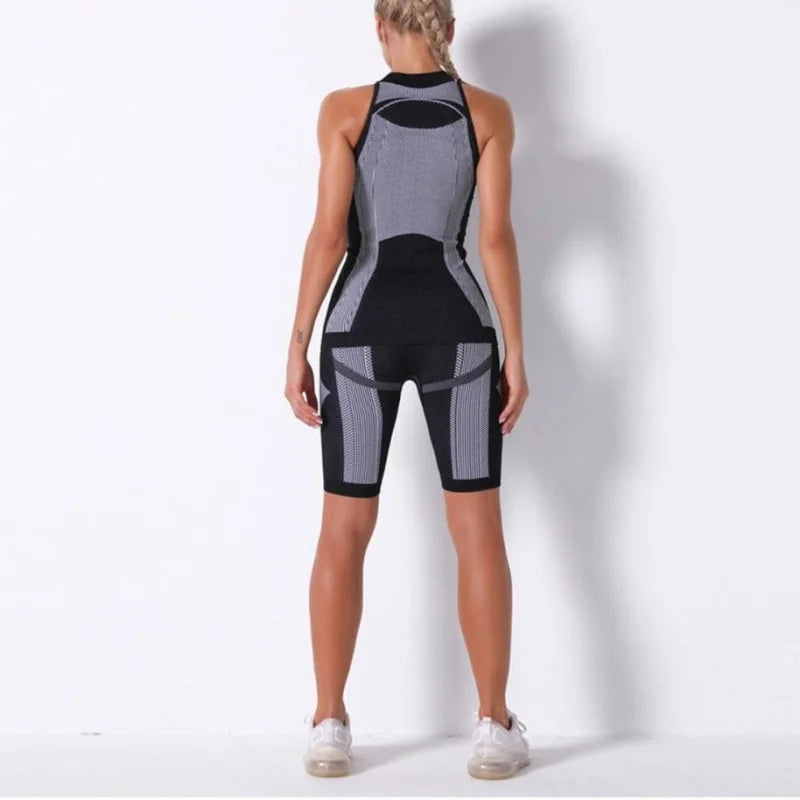 Ensemble de sport avec top plus long