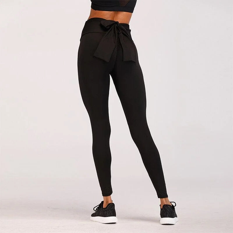 Leggings de sport avec un nœud - noir / s