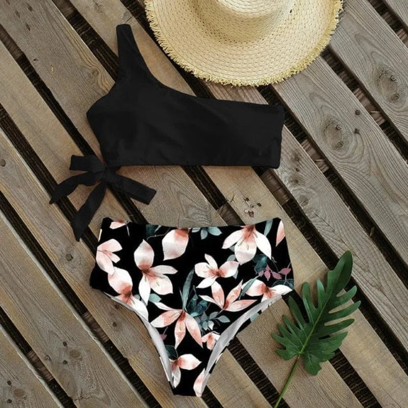 Maillot de bain deux pièces avec bas floral