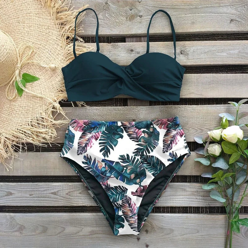 Maillot de bain deux pièces avec bas floral