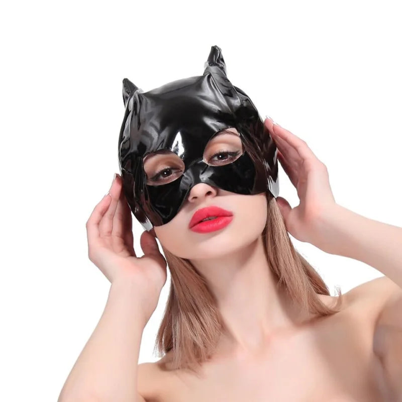 Masque en latex avec des oreilles - noir / universel