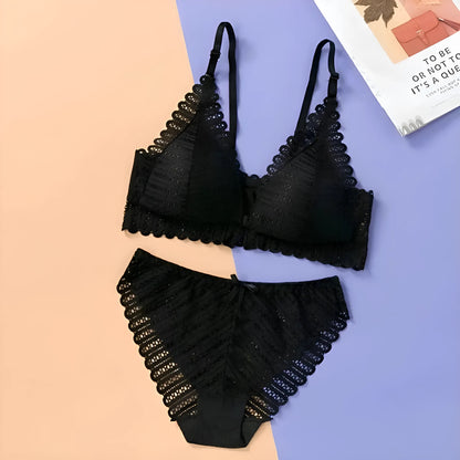 Noir Ensemble de lingerie en dentelle dans un style classique