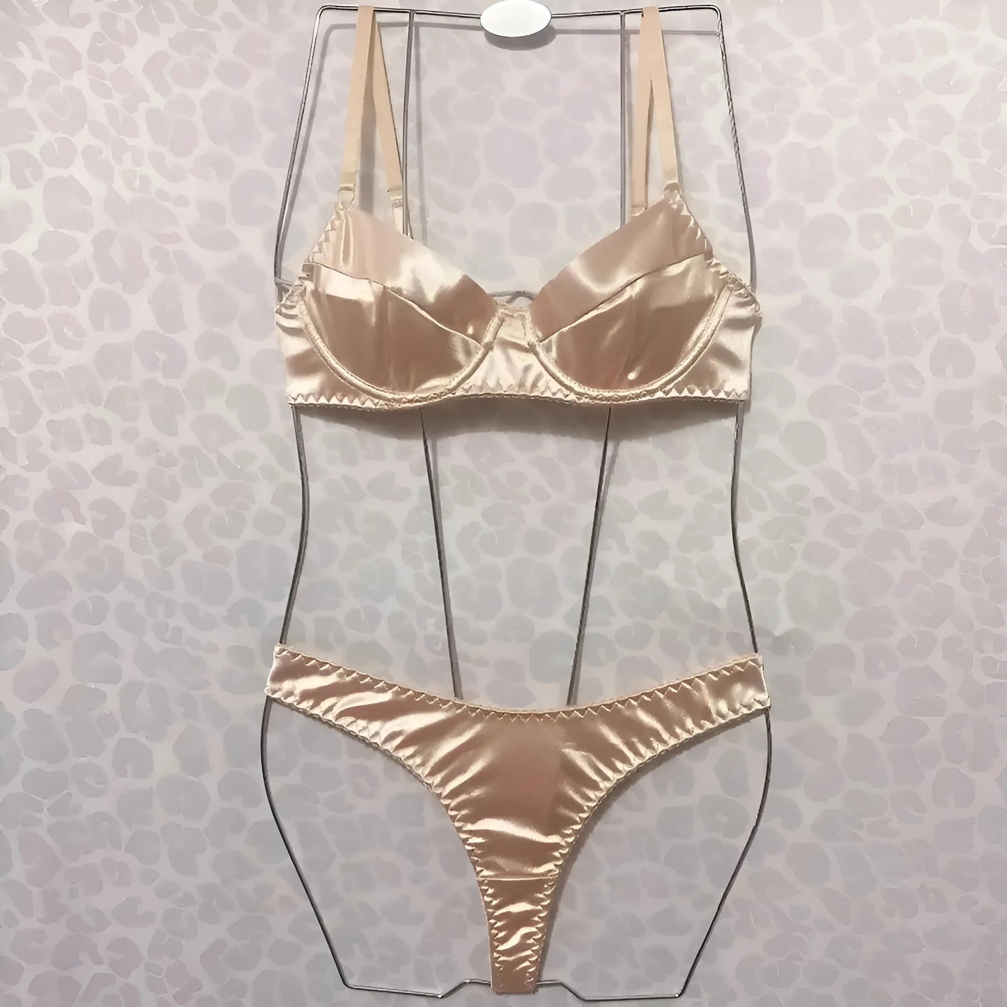 Or Ensemble de lingerie dorée