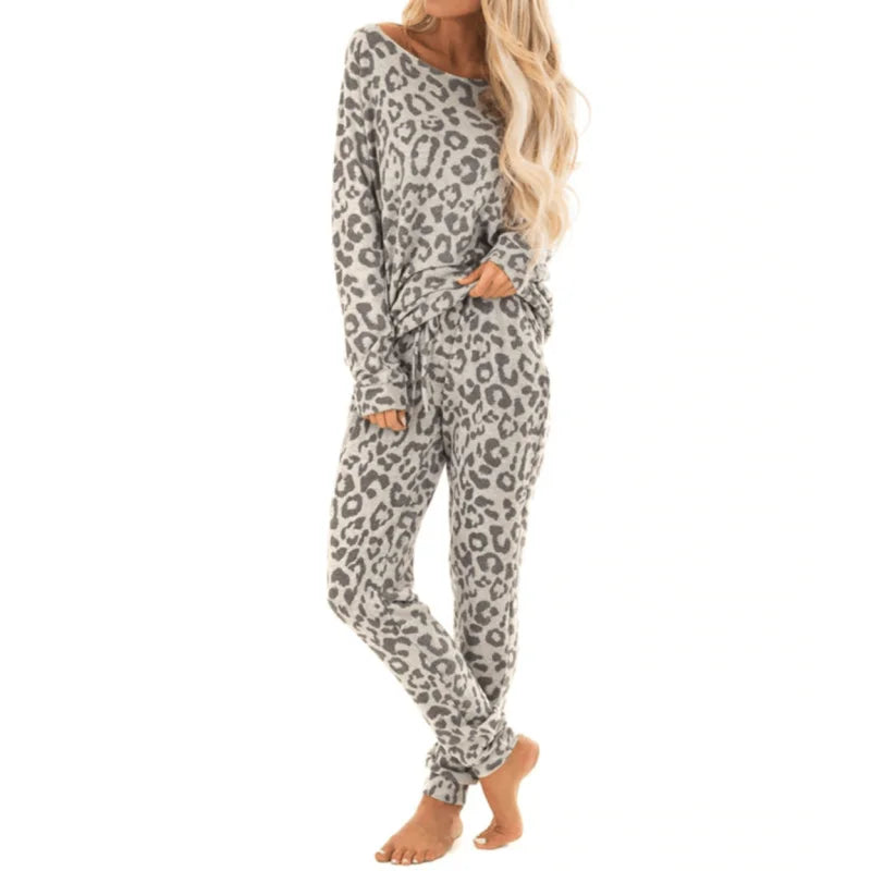 Pyjama femme à imprimé léopard avec pantalons longs