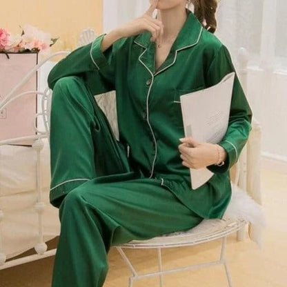 Pyjama femme avec de la dentelle décorative - vert / s