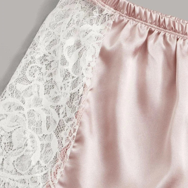 Pyjama femme avec haut en dentelle