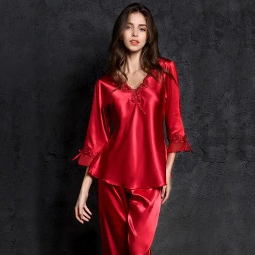 Pyjama pour femme avec des manches longues - rouge / s