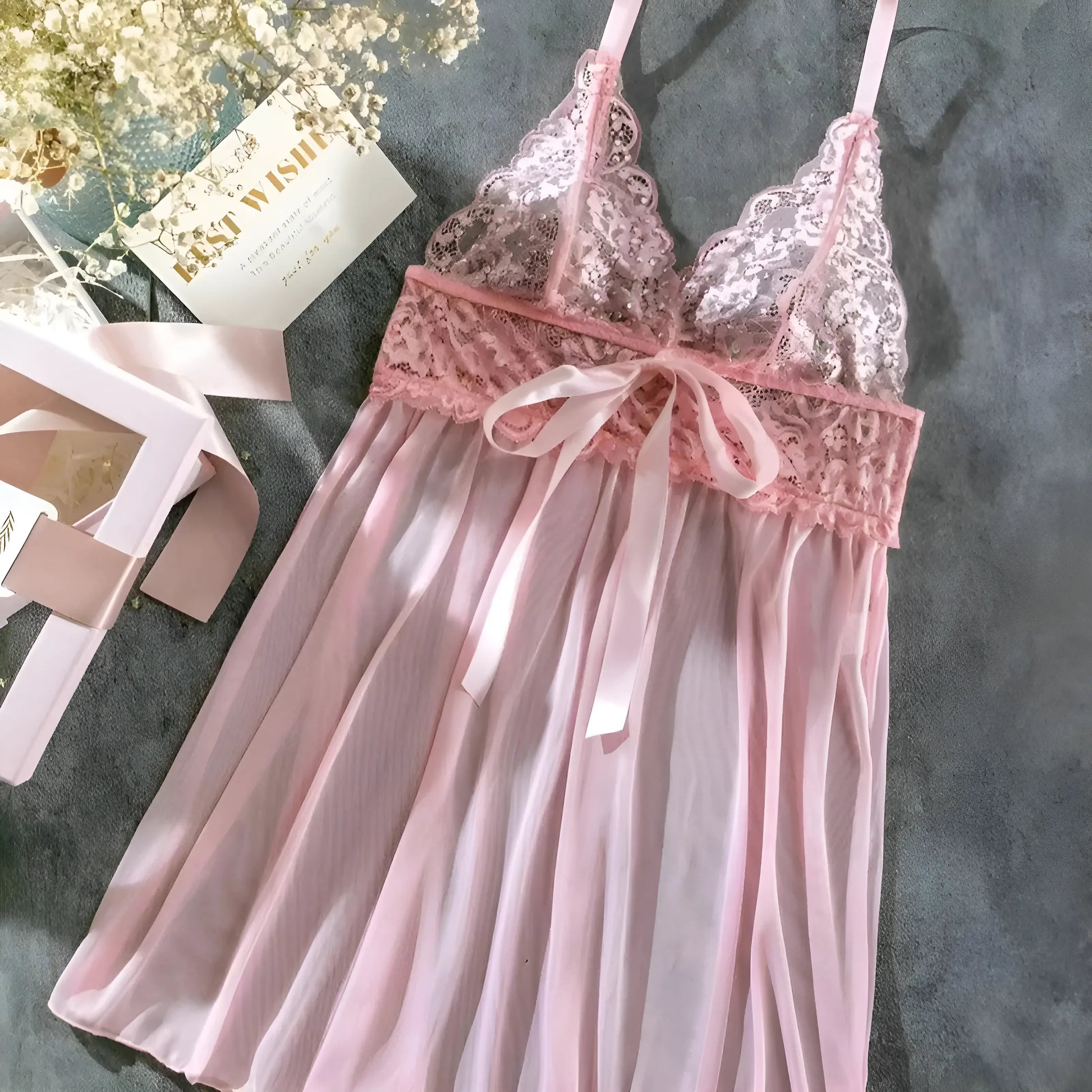 Rose Nuisette avec des strass