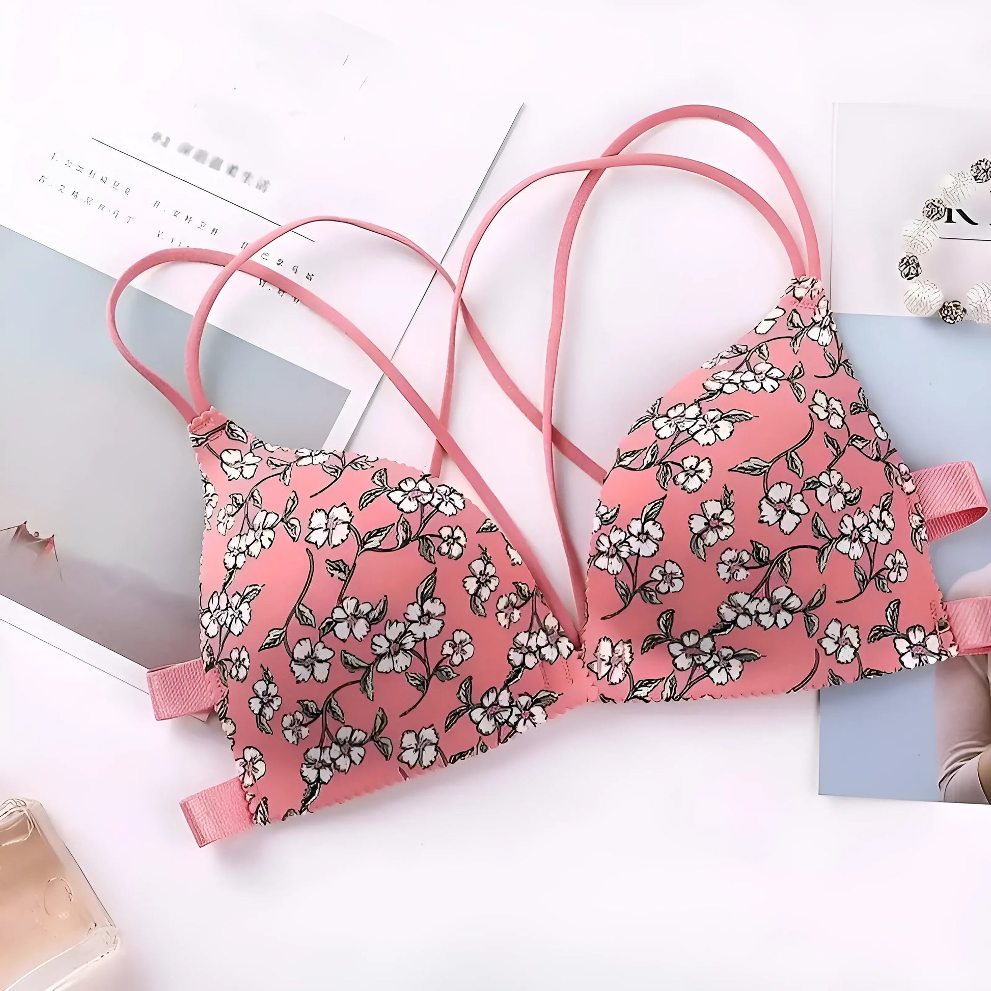 Rose Soutien-gorge push-up avec bretelles