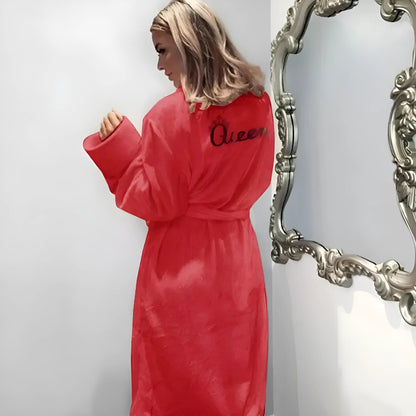 Rouge Robe "Reine" en peluche pour femmes