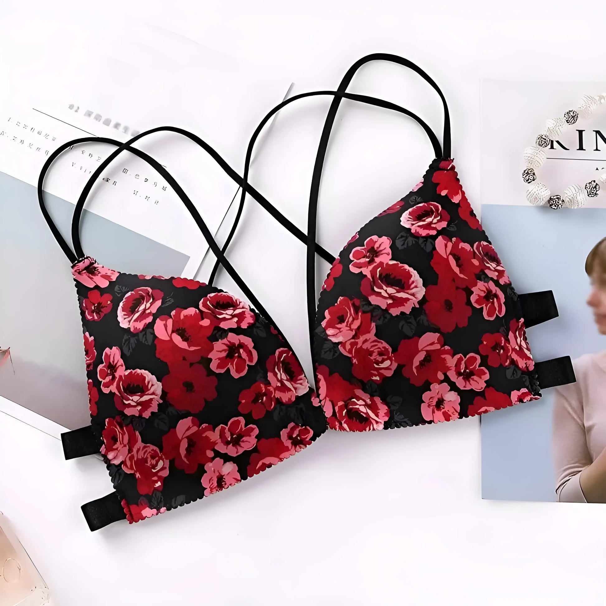 Rouge Soutien-gorge push-up avec bretelles
