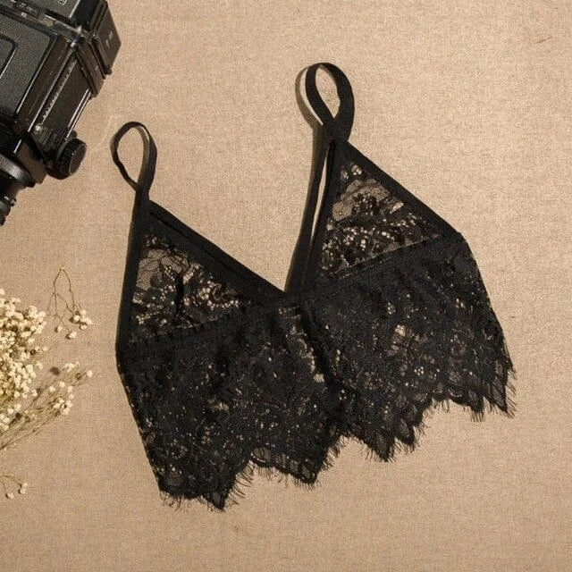 Soutien-gorge en dentelle avec un fond abaissé