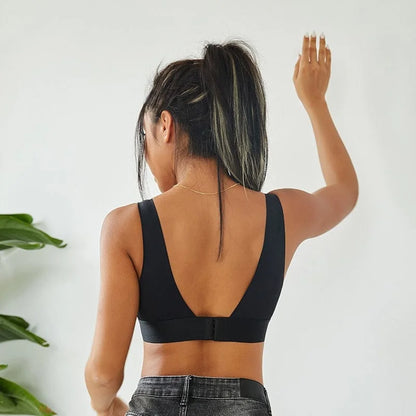 Soutien-gorge lisse à décolleté en v