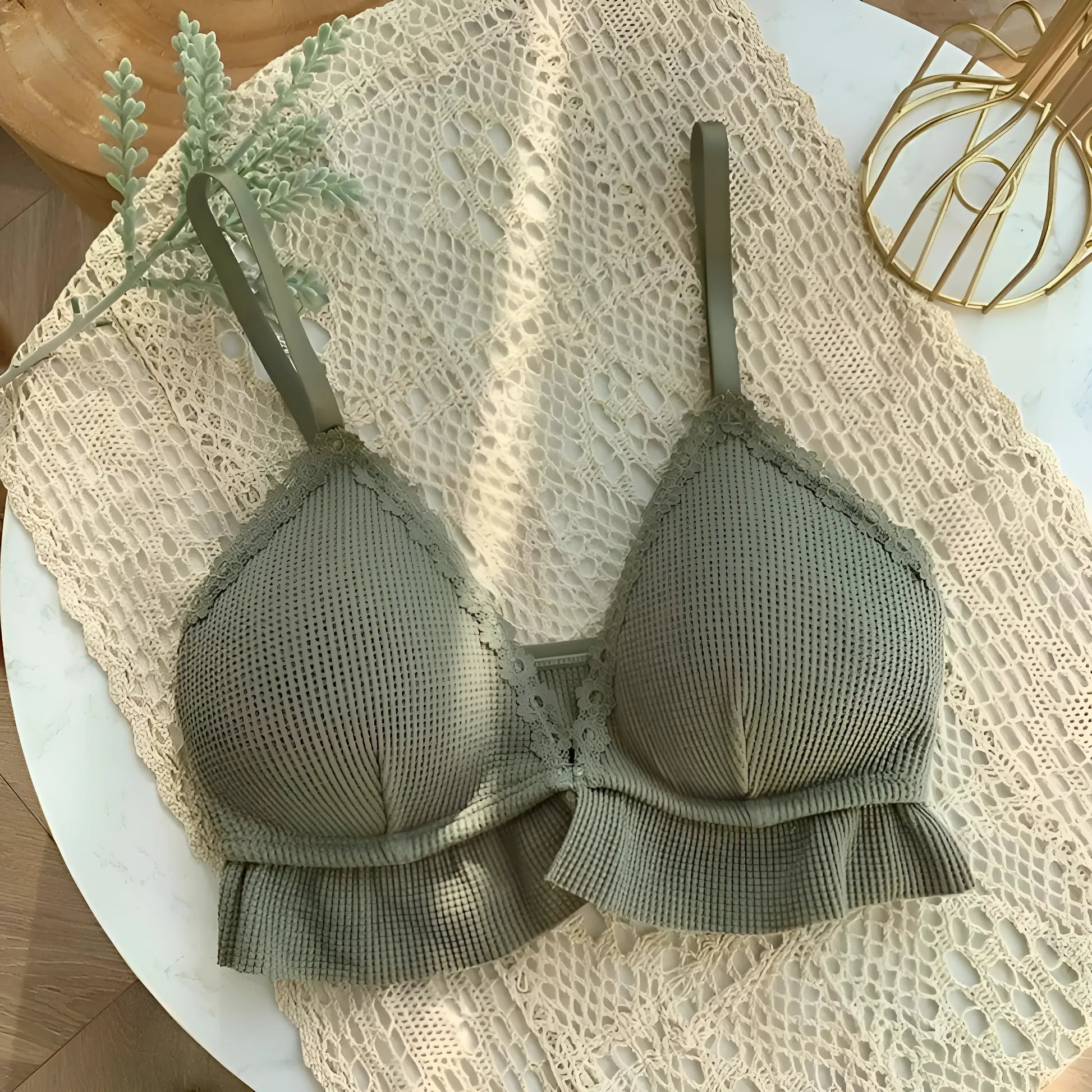 Vert Bralette en dentelle avec bordure à volants