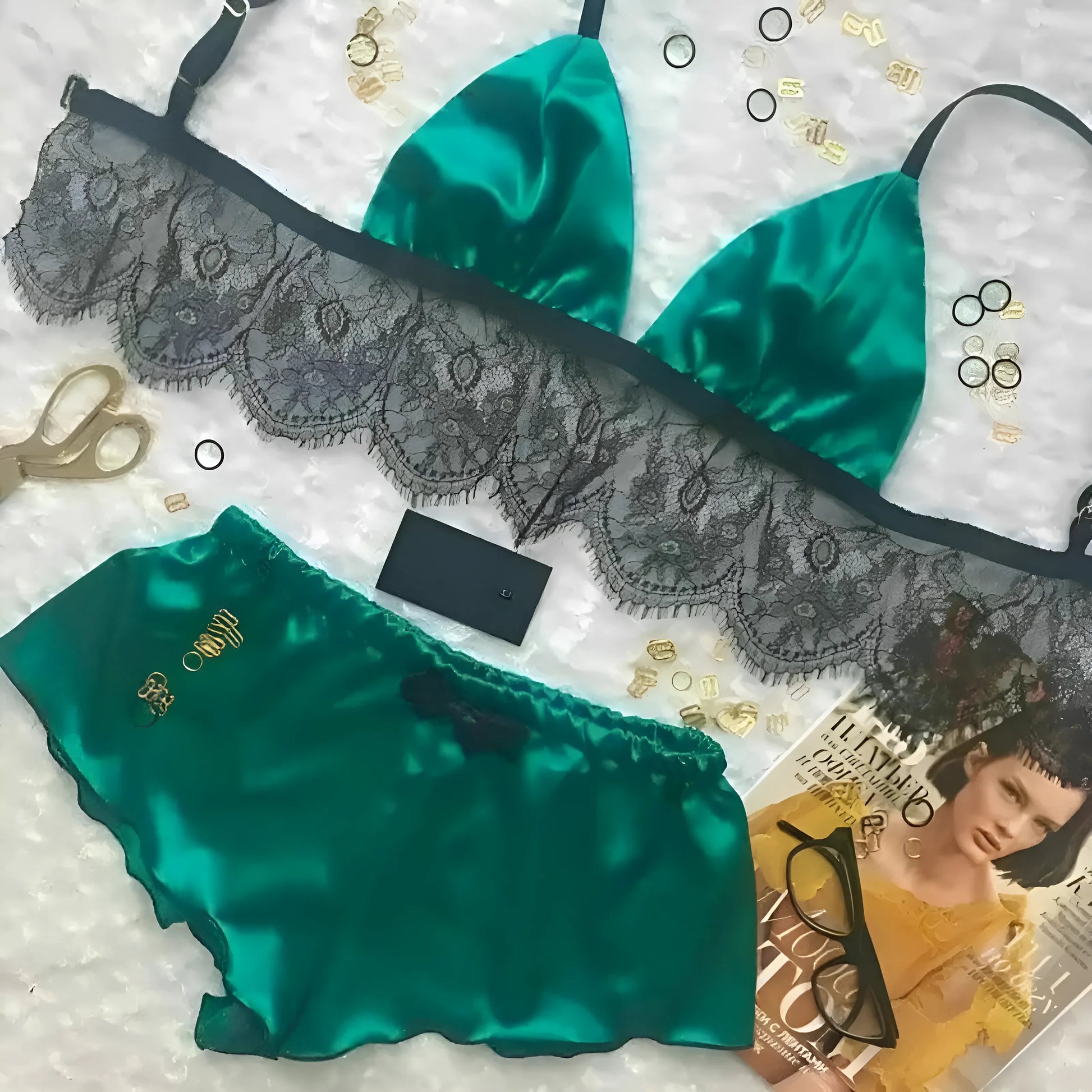 Vert Pyjamas en satin pour femmes avec dentelle décorative et lien au dos